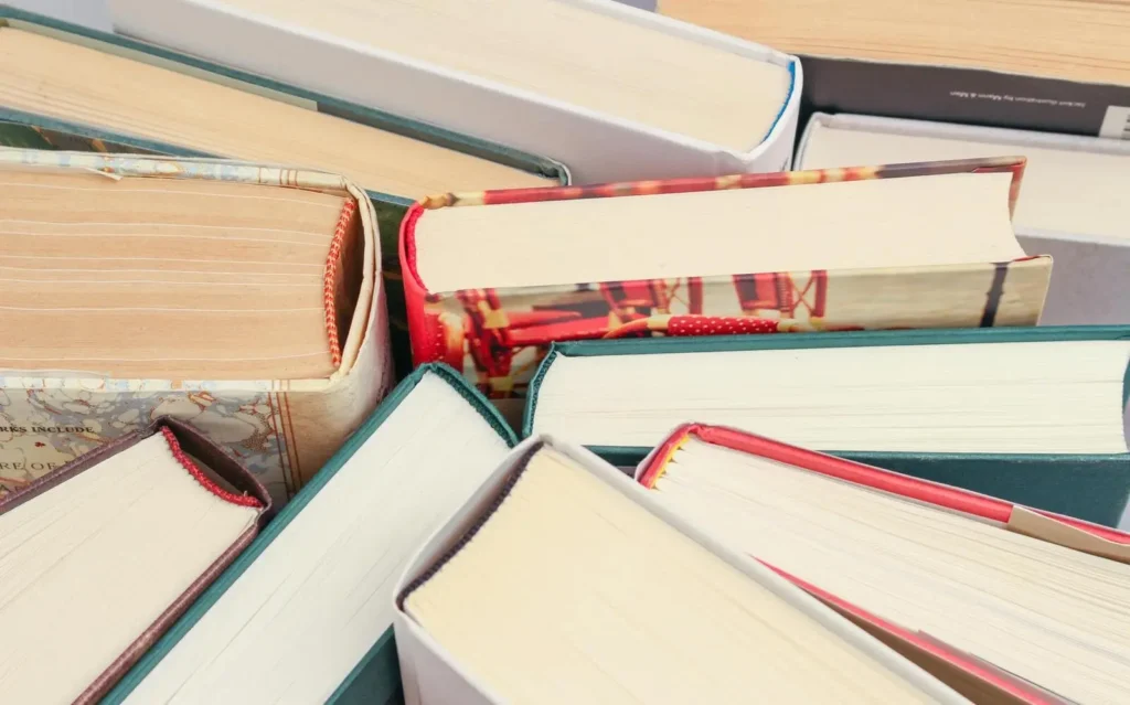 ISBN, ISSN e DOI: o que são e quando utilizar cada um deles?