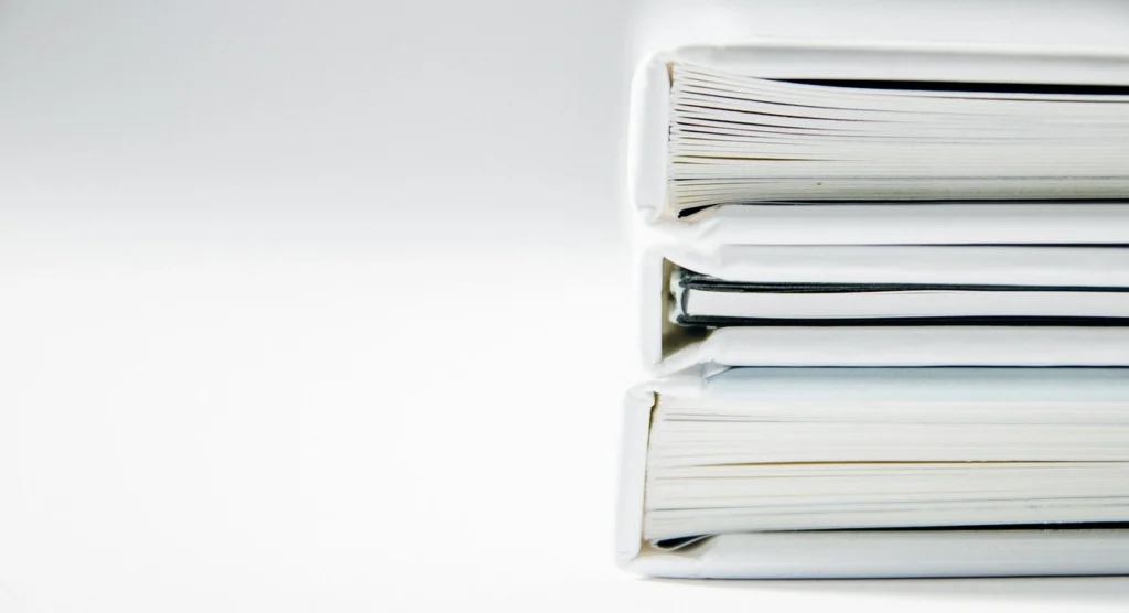 12 autores de livros de Direito que você precisa ler