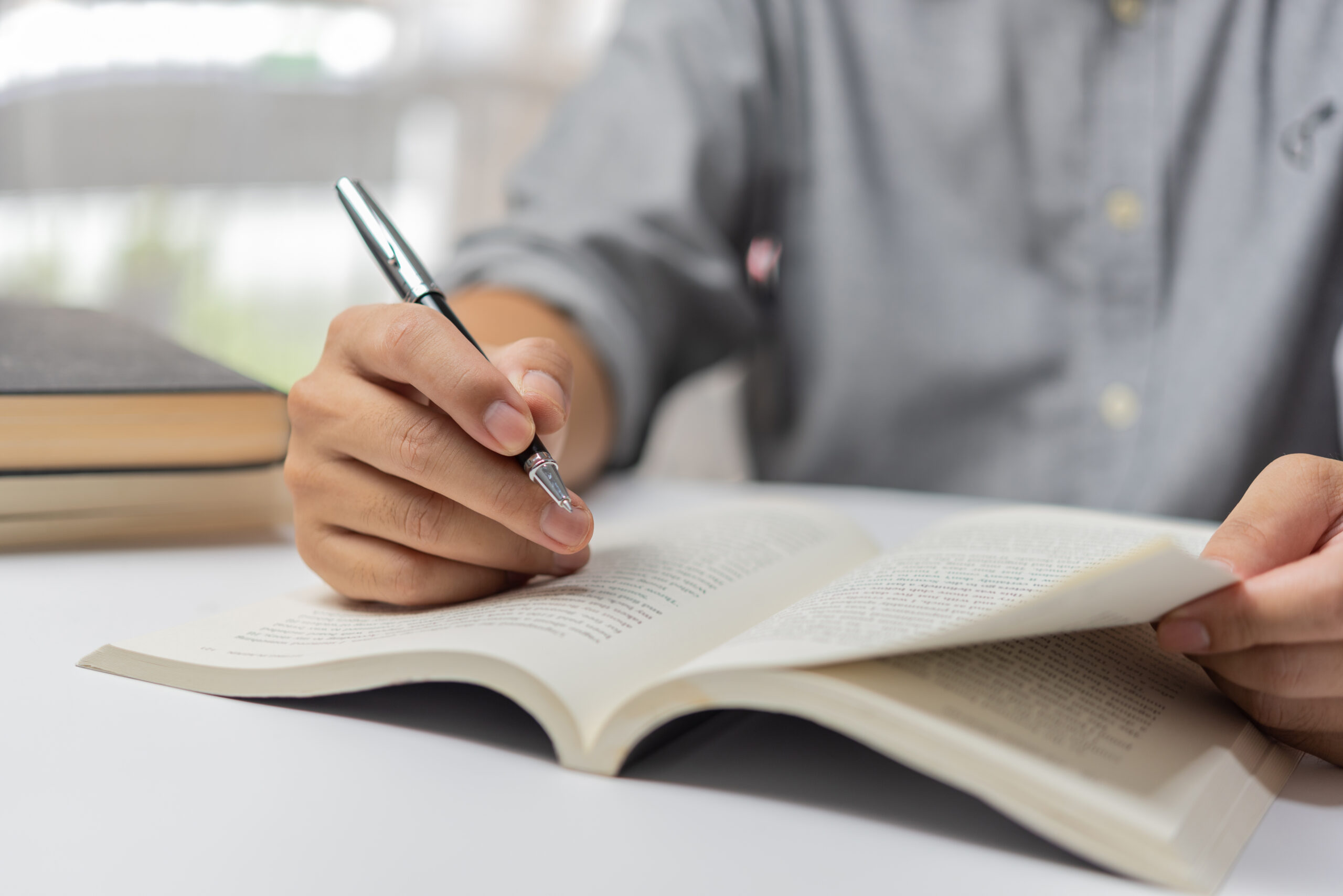 Circulação científica e avaliação acadêmica: principais diferenças na escrita