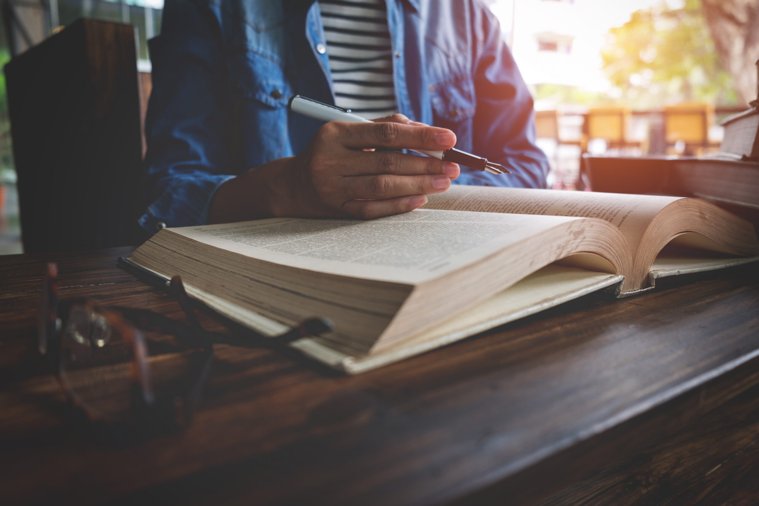 Consistência conceitual: 5 técnicas para garantir a coerência em livros longos